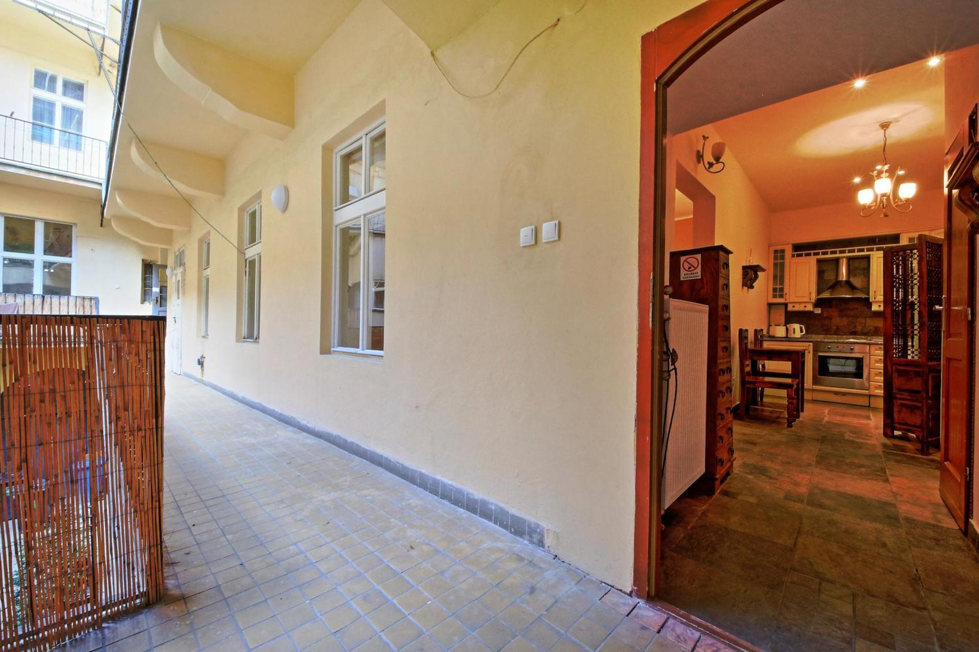 פראג Rose Antique Apartment מראה חיצוני תמונה