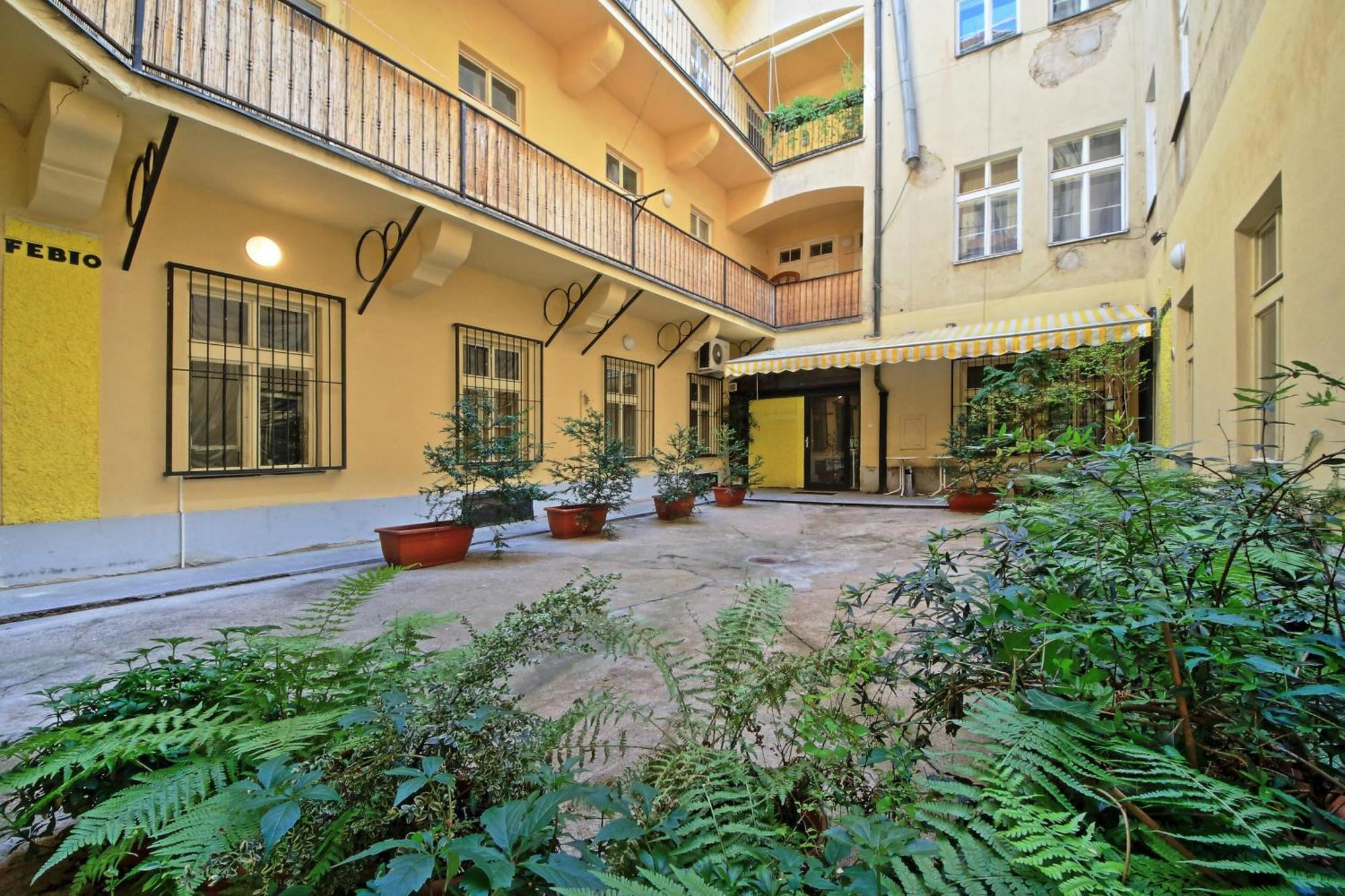 פראג Rose Antique Apartment מראה חיצוני תמונה